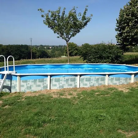 Chatelavy, Phoenix Mialet (Dordogne)