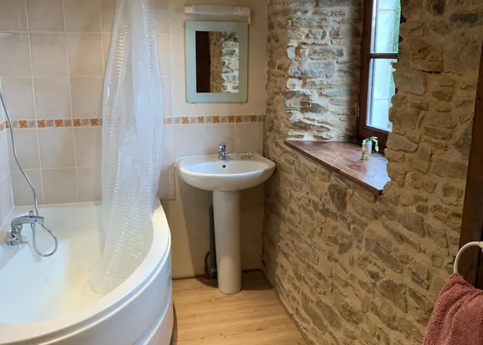 Chatelavy, Phoenix *